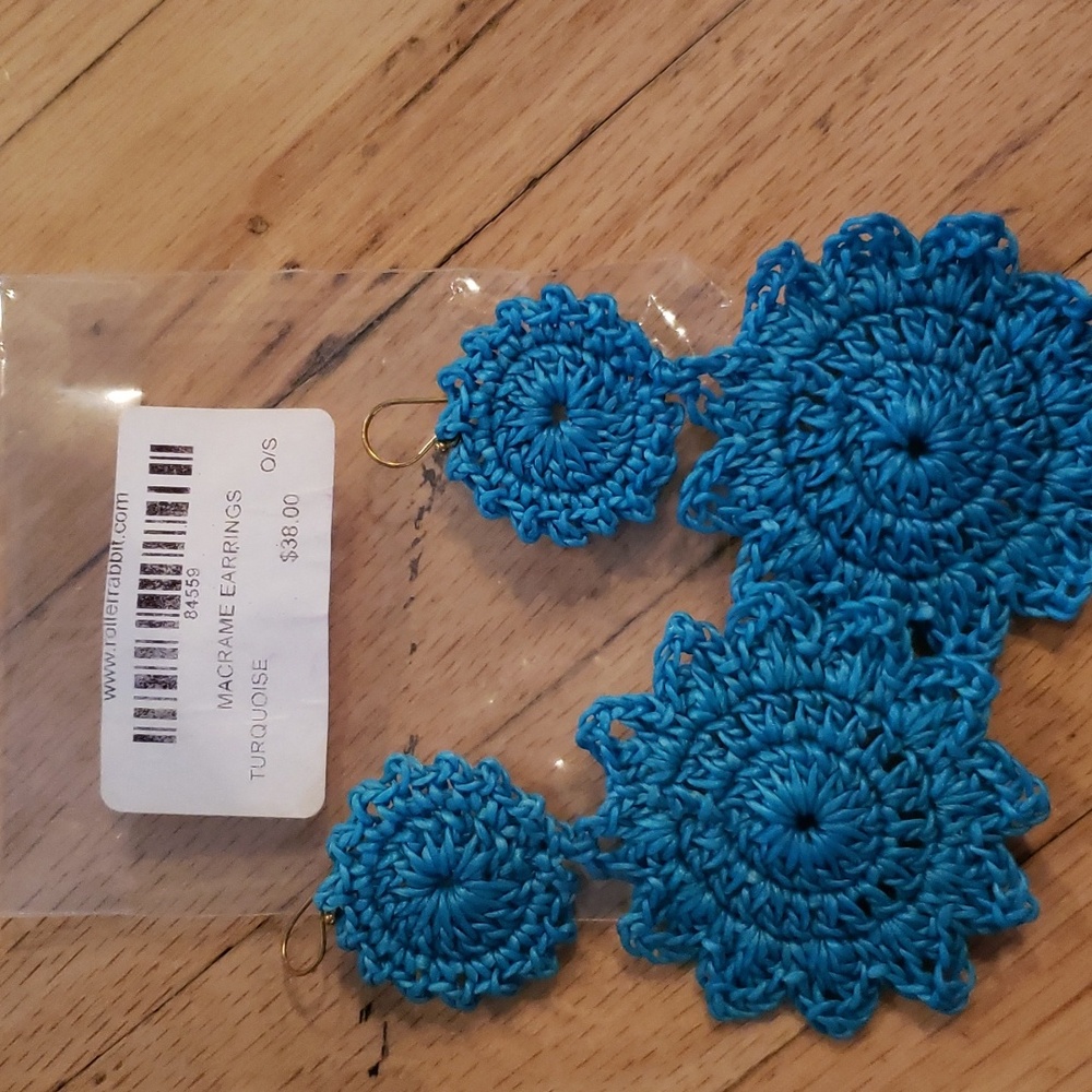 Roller Rabbit MACRAME EARRINGS - Picture 3 of 3
